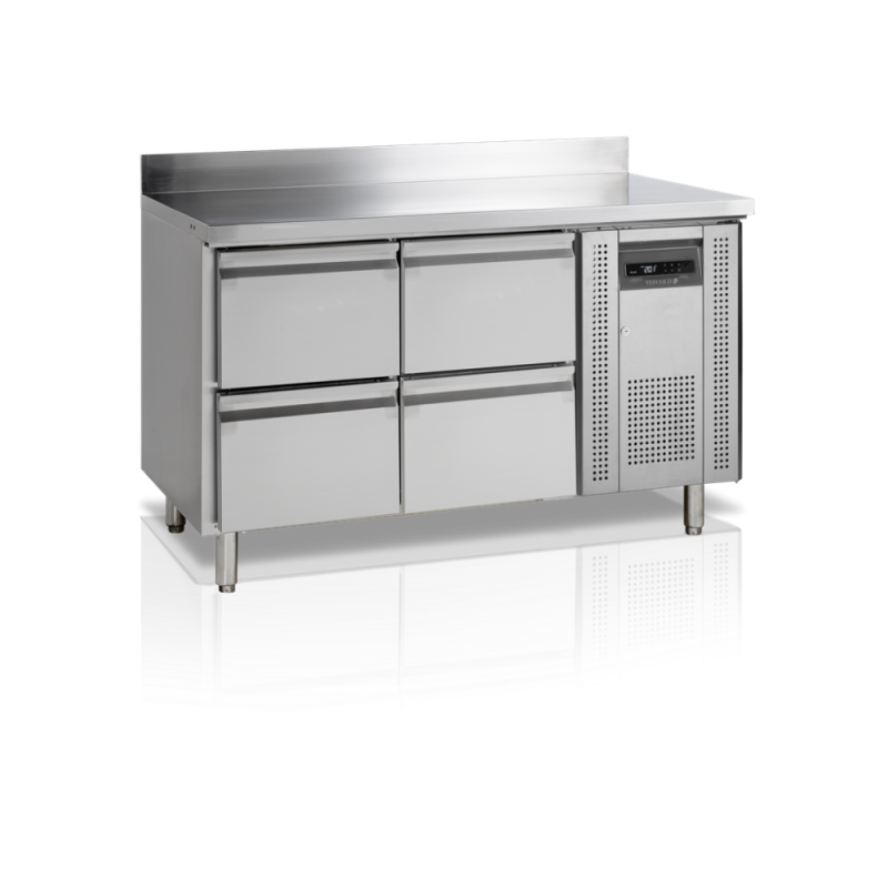 The Positive Refrigerated Table with Stainless Steel Backsplash - 4 Drawers GN 1/1 TEFCOLD: efficiency and performance in profes The Positive Refrigerated Table with Stainless Steel Backsplash - 4 Drawers GN 1/1 TEFCOLD: efficiency and performance in profes