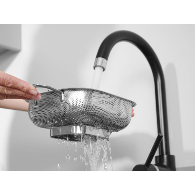 Square Strainer - 218 x 218 mm Square Strainer - 218 x 218 mm