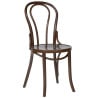 Bistrostühle aus gebogenem Holz mit Nussbaum-Finish. Charme und Komfort für Ihr Restaurant.