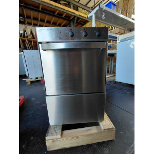 Professionelle Gläserspülmaschine mit Spülmittel- und Reinigungsmittelspender - 35 x 35 cm - Aufbereitet